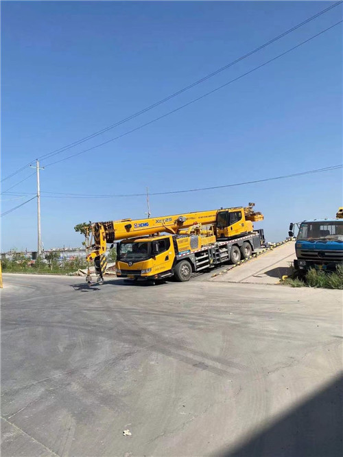 珲春市吊车作业时，可能会产生哪些额外收费项目？